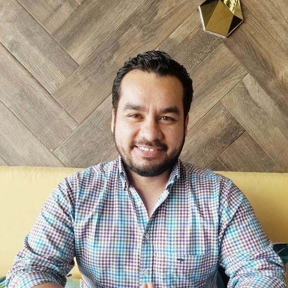 Meet your Posher, Javier - Picture 1 of 1